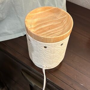 White Ceramic Electric Wax Warmer